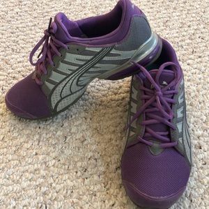 Size 8 Puma ortholite running shoe